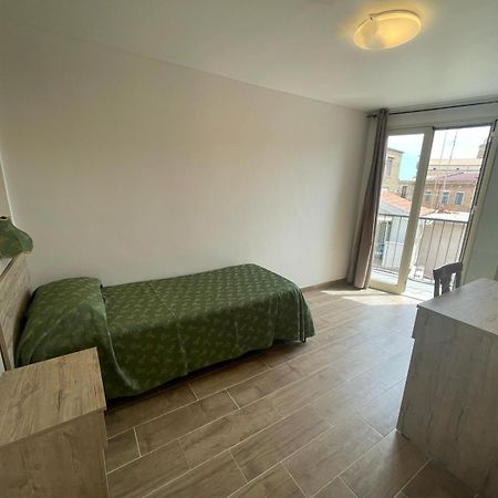 פלרמו Hotel Cortese מראה חיצוני תמונה