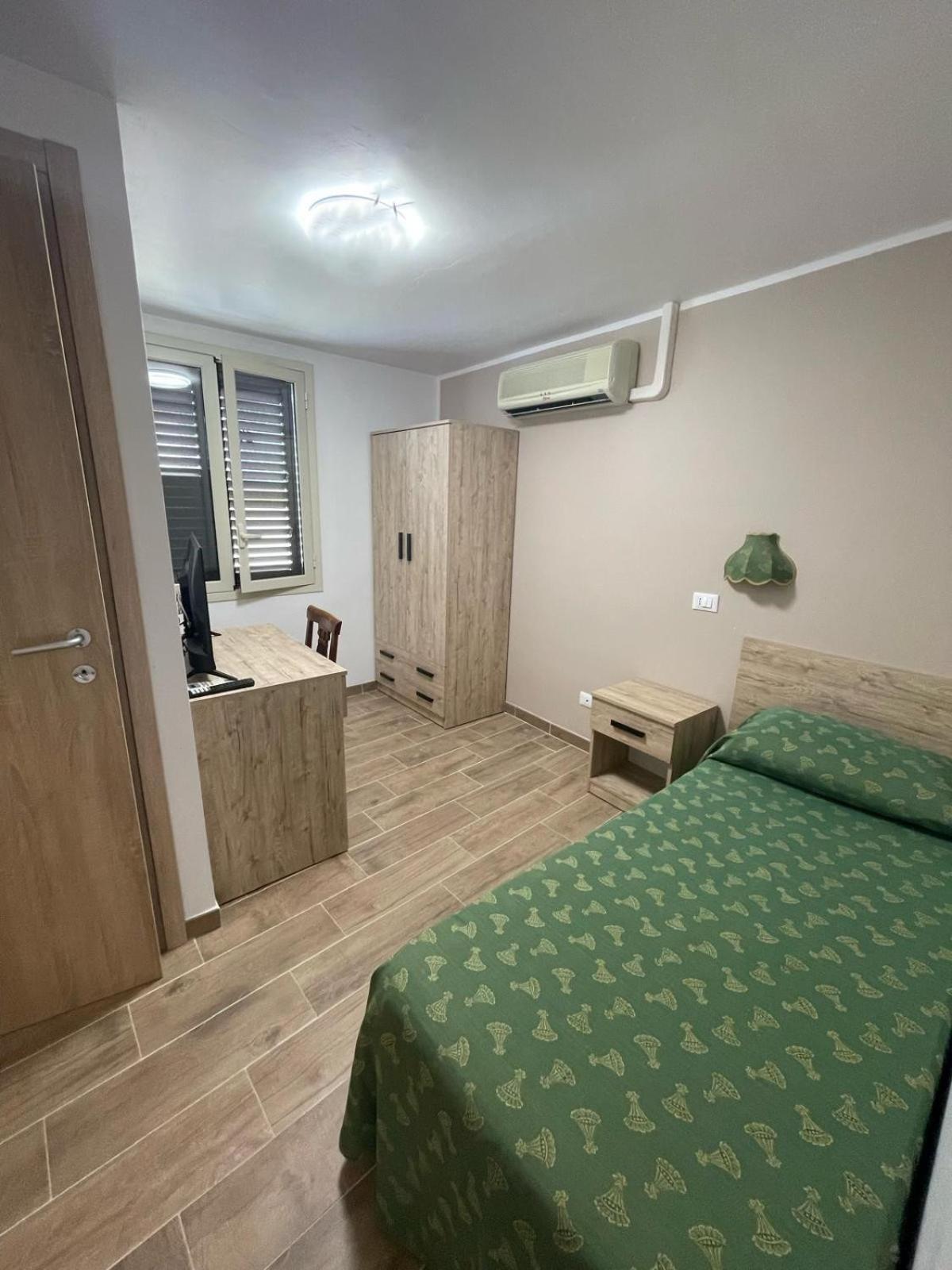 פלרמו Hotel Cortese מראה חיצוני תמונה