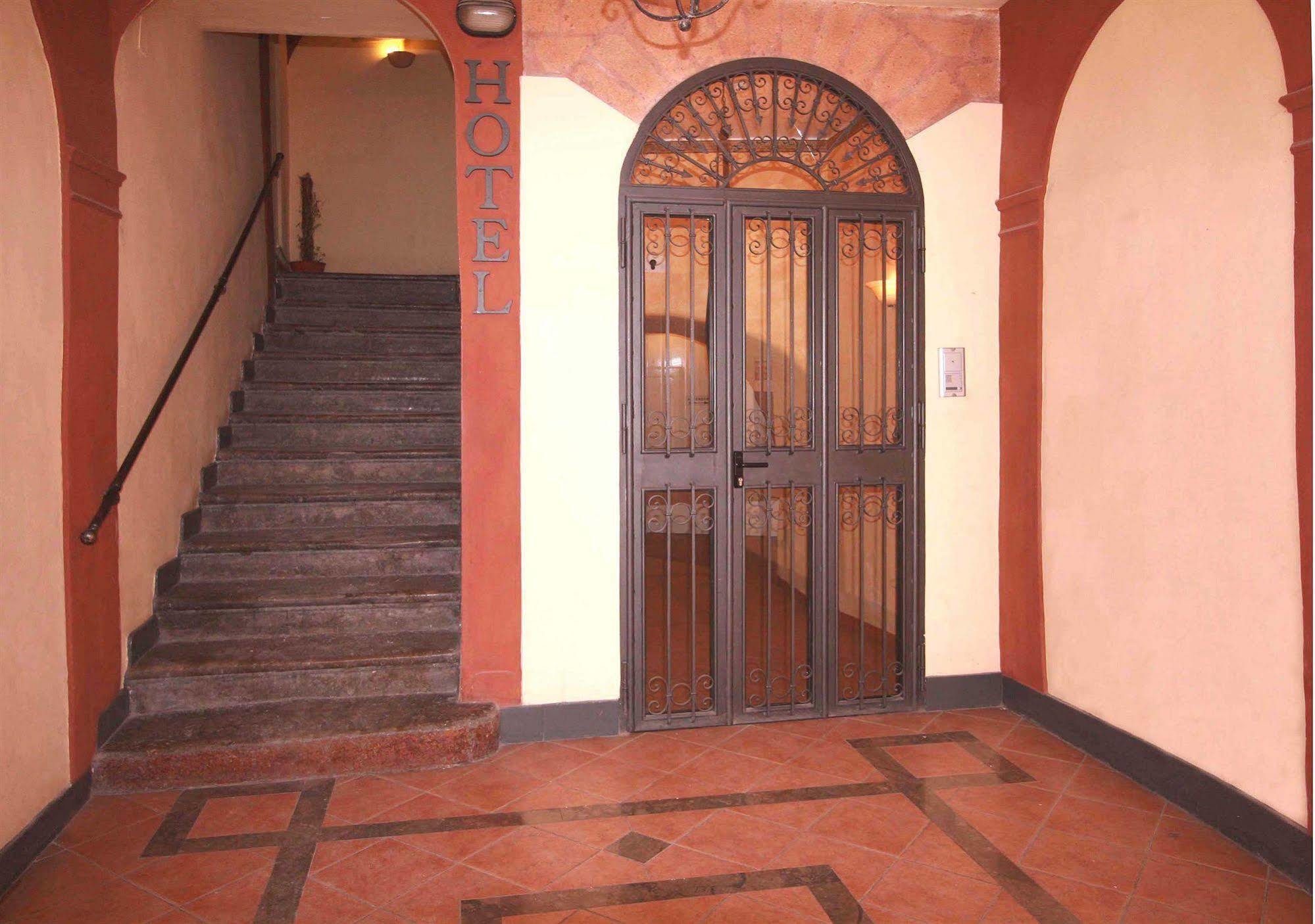 פלרמו Hotel Cortese מראה חיצוני תמונה