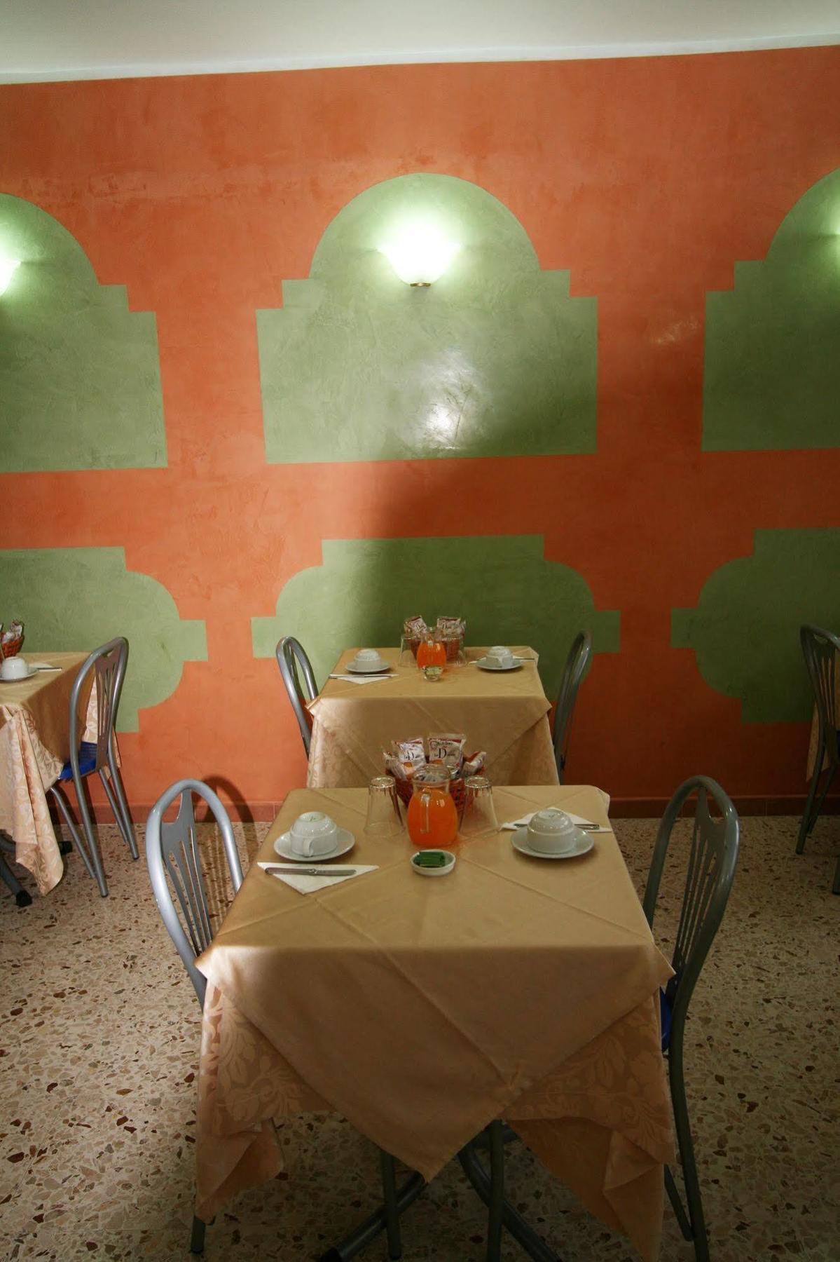 פלרמו Hotel Cortese מראה חיצוני תמונה